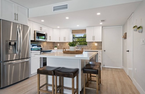 Key Largo Villa | Key Largo Villa, Kawama J3, 3/3, Ocean,Marina,Lagoon,Pools,Kayaks&bikes