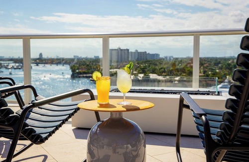 Central Beach Hotel | Kimpton Shorebreak Fort Lauderdale Beach Resort by IHG
