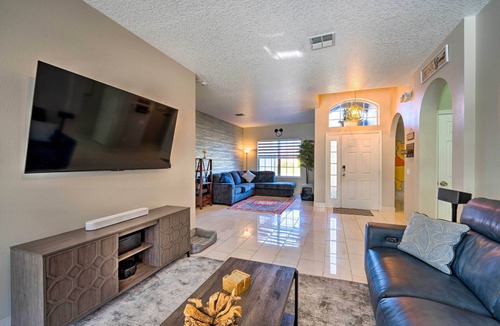Crescent Lakes House | Kissimmee Gem w/ Pool & Game Room, 14 Mi to Disney