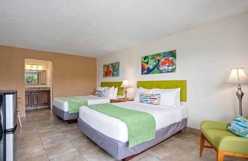 Historic Downtown Kissimmee Hotel | Kissimmee Ideal Room with 2 DBL Beds & Fitness Center