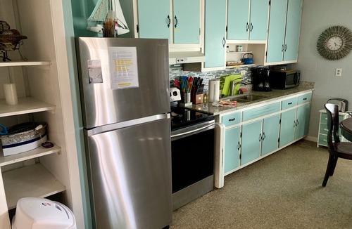 Kiska Beach Cottage | La Gabriella - Sunnyside Breeze Cottage/Walking Distance to Laguna Beach