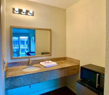 Gulf Highlands Hotel | LA VISTA INN