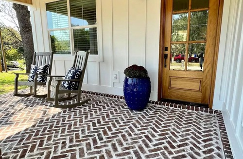 Florence House | Lagniappe in Florencenn