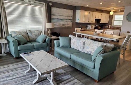 Gulf Shores Apartment | Lagoon Landing 207, 2 Bedroom, 2 Bathroom, Sleeps 6