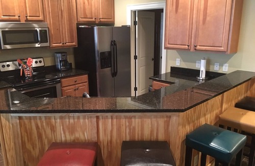 Dadeville Condo | Lake Front, Walk out ground level, Sunset VIEW, Dedicated Slip, Awesome Pool