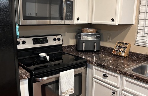 The Lakes House | Lakefront Getaway - Coffee Bar + Screened Lanai