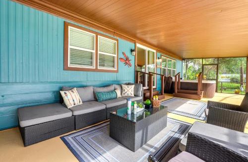 Edgewood House | Lakefront Home w/Hot Tub & Dock in Orlando!