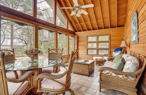 Leesburg House | Lakefront Leesburg Home with Private Dock and Ramp!