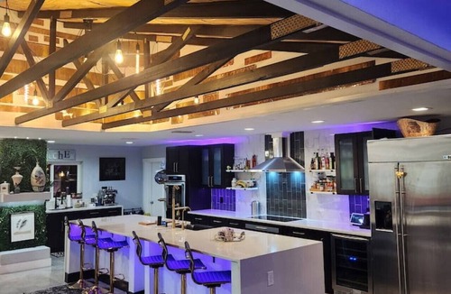 Orlando House | Lakefront Luxury pool 3100sq ft on lake.
