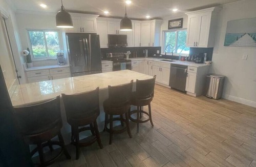 Lake Wales House | Lakefront Pool Retreat Theater 7.1 Fishing