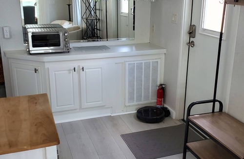 Imperial Golf Estates House | Lakeside Cottage. Serene, Tranquil home. 2.mi.(4)mins from the Beach. Sleeps 3.