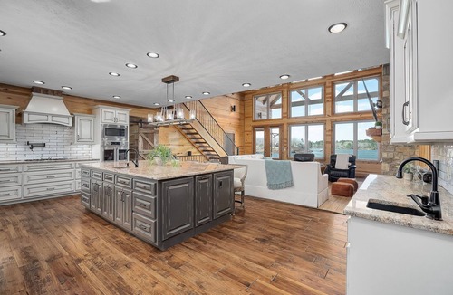 Arley House | "LAKEVIEW": No Steps, HOT TUB, Boat/Swim Dock, Elevator