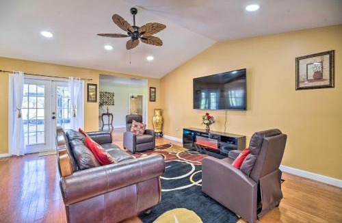 Highland House | Lanai, Pool & Gas Grill: Sebring Retreat!