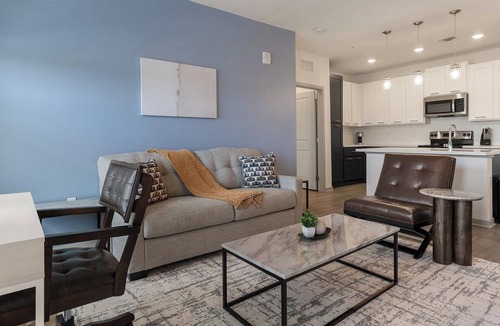 Apopka Apartment | Landing | Beautiful 2BD, Gym, Clubhouse
