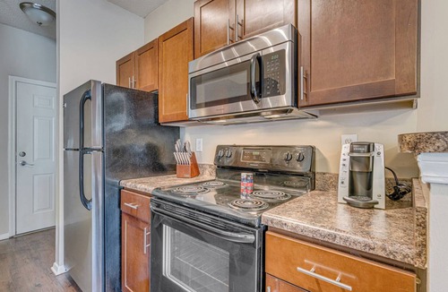 Germantown Apartment | Landing | Chic 1BD, Tennis Court, Pool
