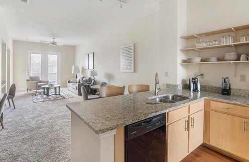 New Pathways Apartment | Landing | Incredible 2BD, Gym, Clubhouse