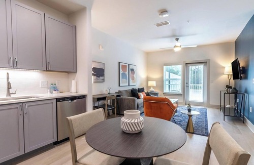Santa Rosa Beach Apartment | Landing | Modern 1BD, Pool, Gym