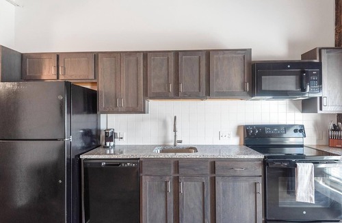 Downtown Memphis Apartment | Landing | Spectacular 1BD, Courtyard, Gym