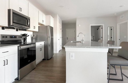 Fort Myers Apartment | Landing | Stunning 2BD, Pool
