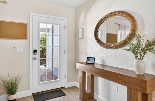 Bay Esplanade House | Lantana Cabana