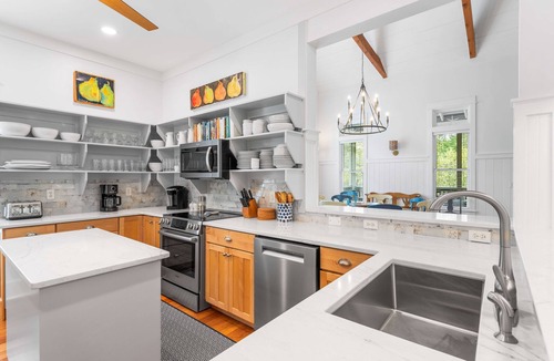 Cottage District House | Large Designer Home with Prime WaterColor Location near Tennis Center and Seasid