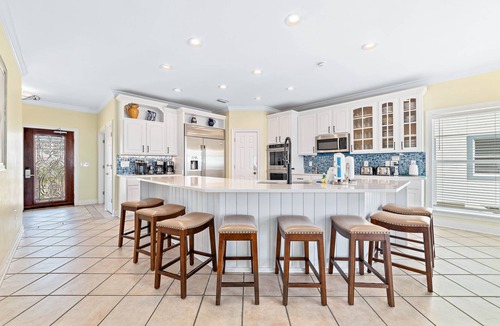 Fort Morgan House | Large, Gulf- Front Beach House With Community Pool