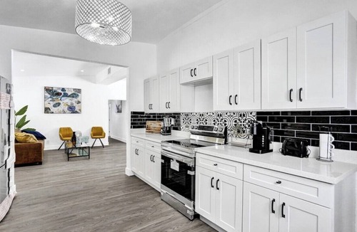 Ives Estates House | Large house with style and comfort.