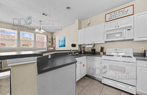 Gulfport Villa | Legacy Villa 603 | Just a Short Walk to the Beach!