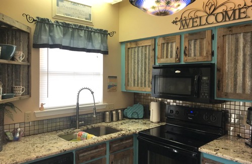 Orange Beach East Apartment | Lei Lani Life, Live it with Beach Access, Pools, Tennis, Fishing And More.