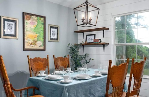 Alabaster House | Lewis House
