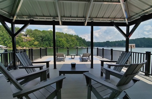 Crane Hill House | Lewis Smith Lake Waterfront Home with 2 Story Dock/Hot Tub
