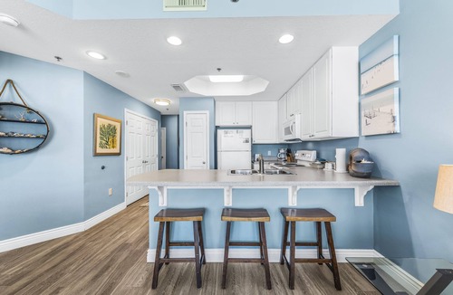 Gulf Shores Condo | Lighthouse 317 - Beachfront with views!