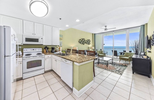 Gulf Shores Condo | Lighthouse 803 - Beachfront with views!