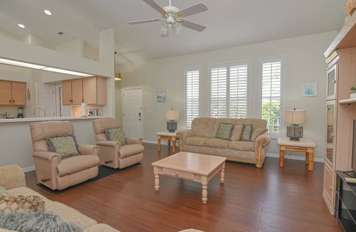 Loma Vista Villa | Loma Vista Escape - 4BR Pool Home Near Disney, Golf & Shopping