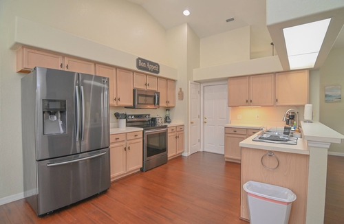Loma Vista Villa | Loma Vista Escape - 4BR Pool Home Near Disney, Golf & Shopping
