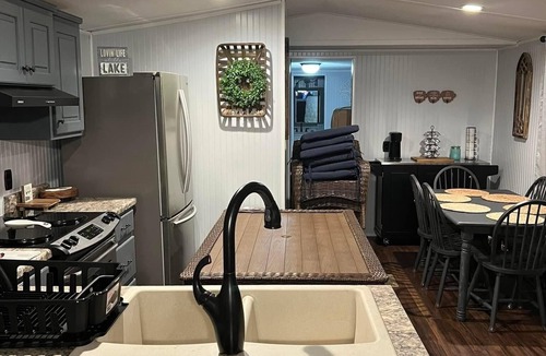 Eufaula House | “LOTS OF FUN LAKE HOUSE” in WHITE OAK SHORES!