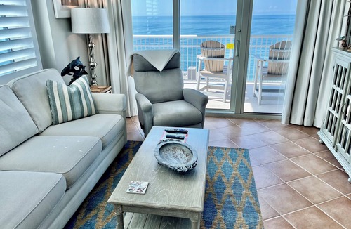 Gulf Shores Condo | Low Host Fees, Huge Beachfront Pool, 17th Floor E Corner Unit with Two Balconies