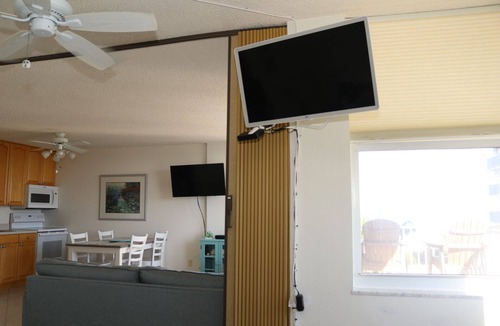 South Island Condo | Low rates! Beach Condo with amazing Gulf views! 5th floor overlooking the pool.