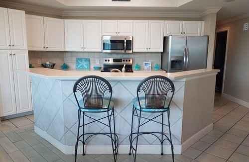 Orange Beach Condo | LOW RATES DATES LEFT AUG 23-26,SEP18-26 POOL,LAZY RIVER,FREE BOAT SLIP