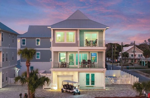 Bid-a-wee Beach House | LUX Family Teddy's Heaven - Beachfront - 6 Seater LSV - Pool-Hottub