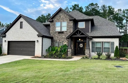 Auburn House | LUX House! HOT TUB! 4 min to campus. Golf lot