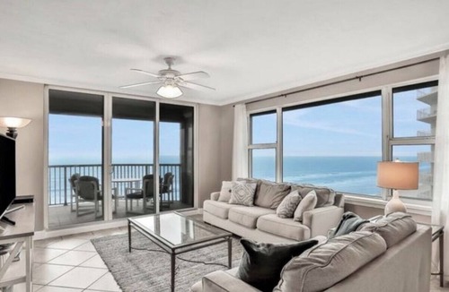 Daytona Beach Shores Condo | Luxury 3 bedrm Oceanfront Condo on Daytona Beach Shoreline!