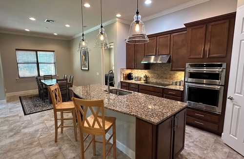 Estero House | Luxury 3-Bedroom, 2,000 sq ft home with Resort Amenities, minutes to golf