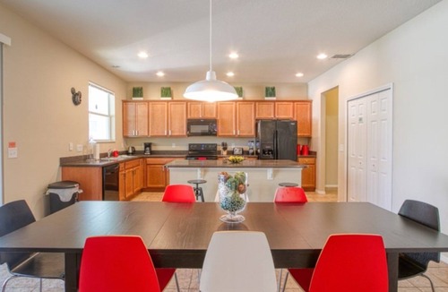 Seasons Villa | Luxury 4 Bedroom Villa in Kissimmee near Disney