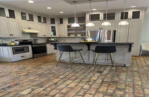 Fluker House | Luxury 4BR Estate Heated Pool, Hot Tub & 3 Acres 45 Min to NOLA