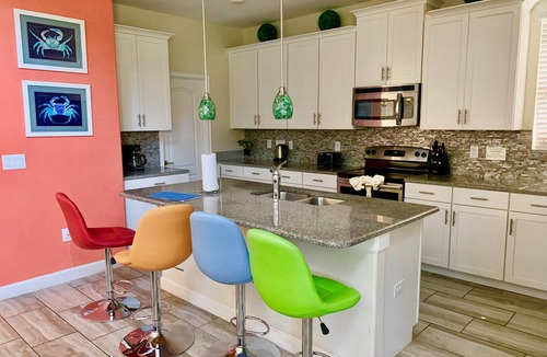 Loughman Villa | Luxury 5Bd w/Jacuzzi & Pool Near Disney @ 5528
