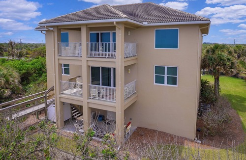 Melbourne Beach House | Luxury 6BR Oceanfront Estate: Rocket & Sea Views – Surf Song