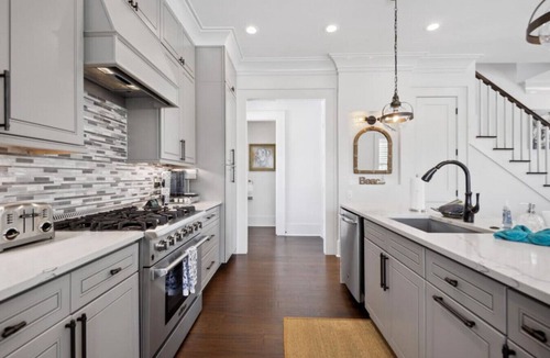 Old Town House | Luxury Coastal Retreat | Sleeps 8 | Private Pool | Walk to the Beach!