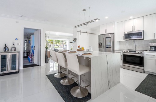 Coral Ridge Isles House | Luxury Fort Lauderdale Waterfront Home Heated Pool Game Room Park