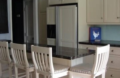 Hollywood Condo | Luxury Hollywood Beach Cottage, Modern Amenities steps from beach and boardwalk